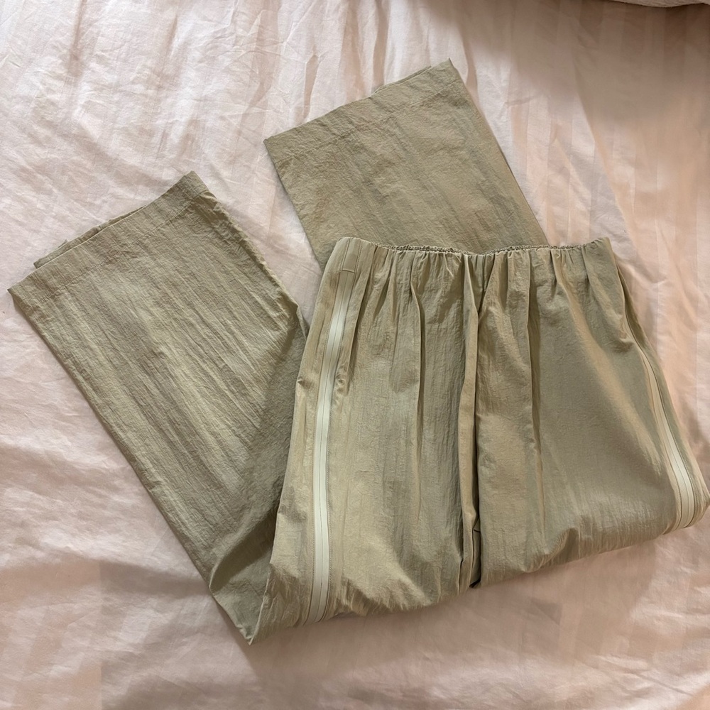 Zara Zipper Wide Leg Pant - NWOT